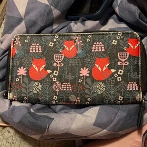 Fox wallet zippered